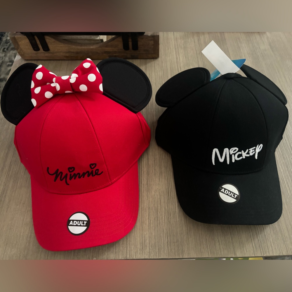Disney Minnie and Mickey Mouse Hat Duo